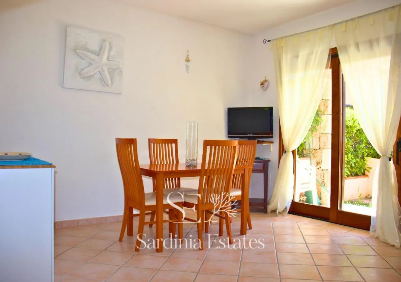Villetta Ponza - Relax E Comfort A San Teodoro
